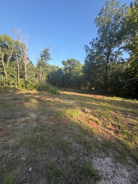 Primary Photo Of 13301 Veterans Memorial Hwy, Douglasville Land For Lease