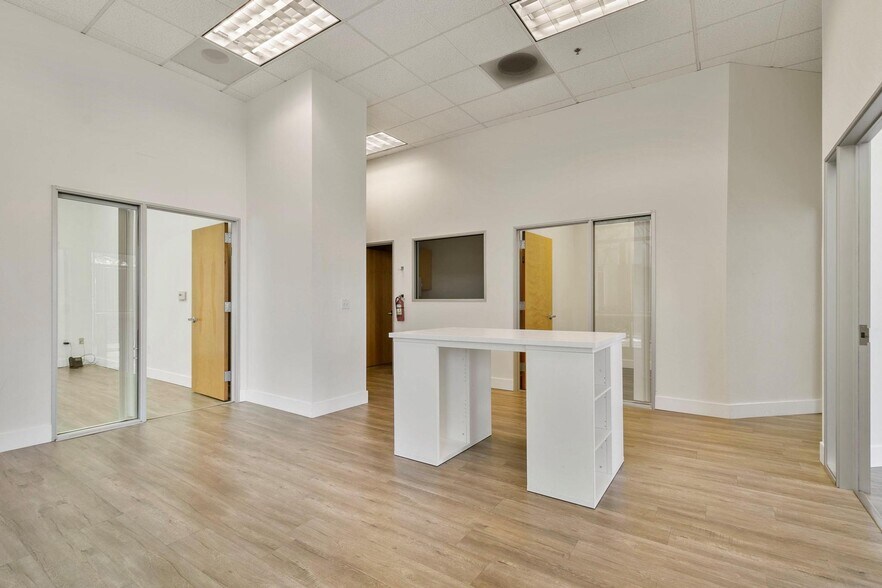 More Photos Of 4747 Mangels Blvd, Fairfield Office For Lease