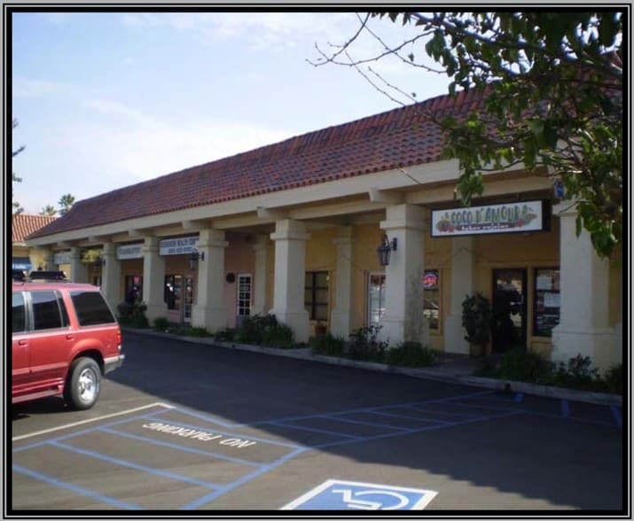 Primary Photo Of 2321 Tapo St, Simi Valley General Retail For Lease