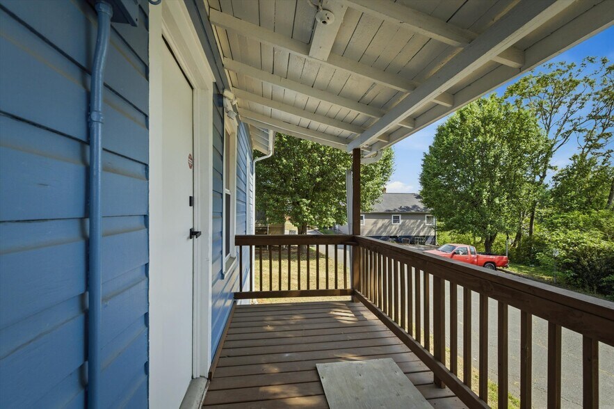 More Photos Of 408 S Green St, Morganton Specialty For Sale
