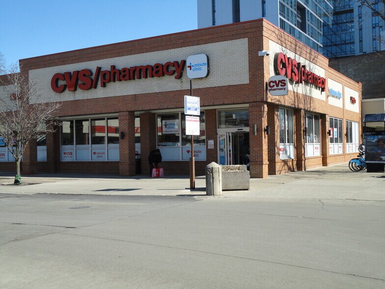 More Photos Of 1200-1310 E 53rd St, Chicago Storefront For Lease