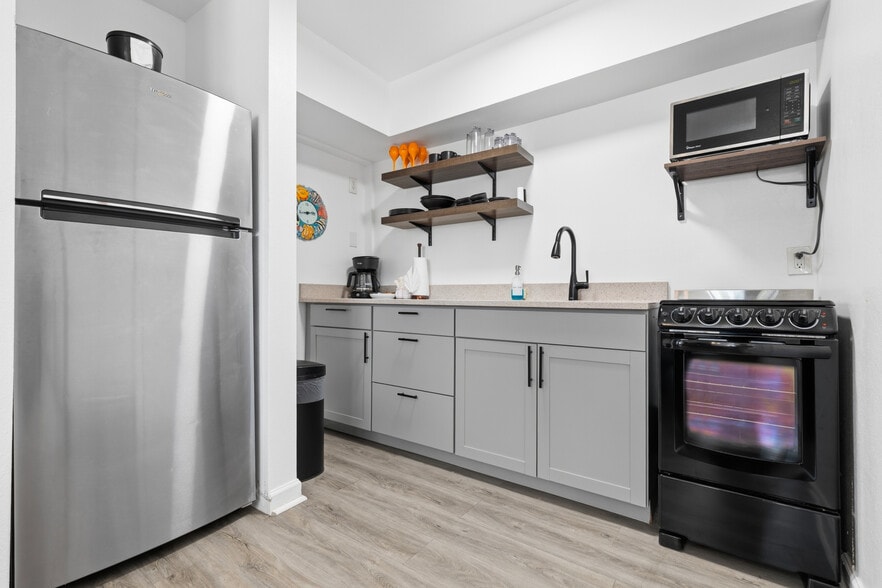 More Photos Of 6801 Sunset Way, Saint Pete Beach Hotel For Sale