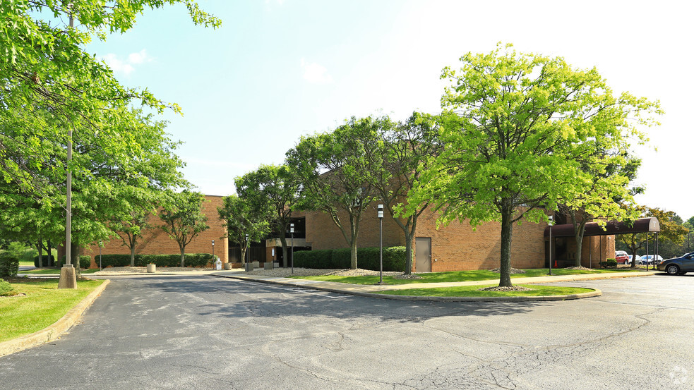 Primary Photo Of 7067 Tiffany Blvd, Youngstown Medical For Lease