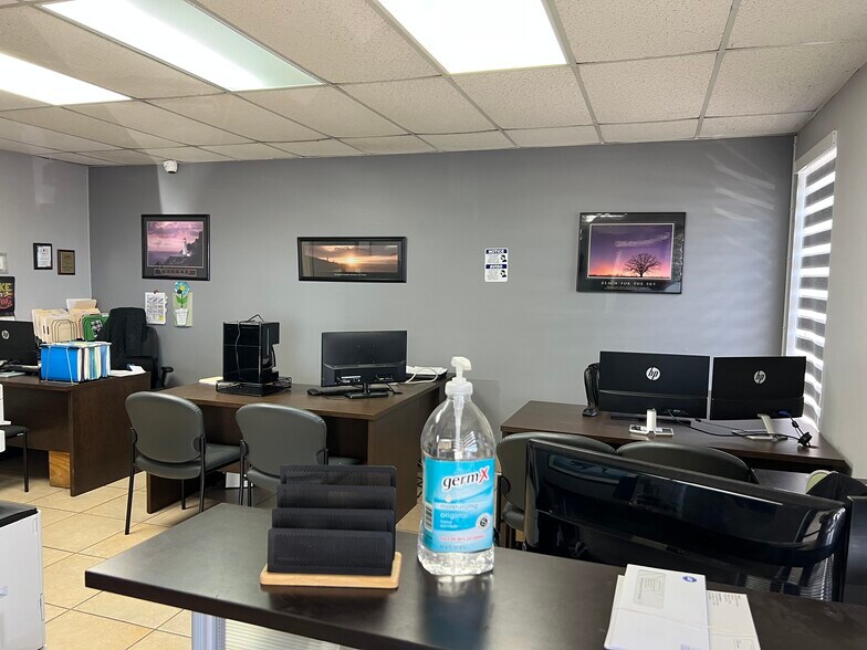 More Photos Of 6900-6936 NW 72nd Ave, Miami Warehouse For Lease