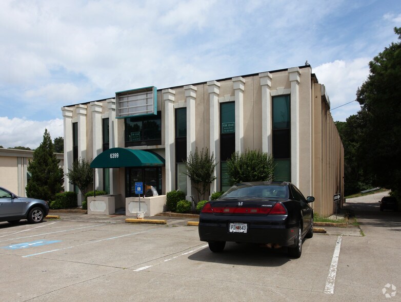 More Photos Of 6399 Jimmy Carter Blvd, Norcross Warehouse For Lease