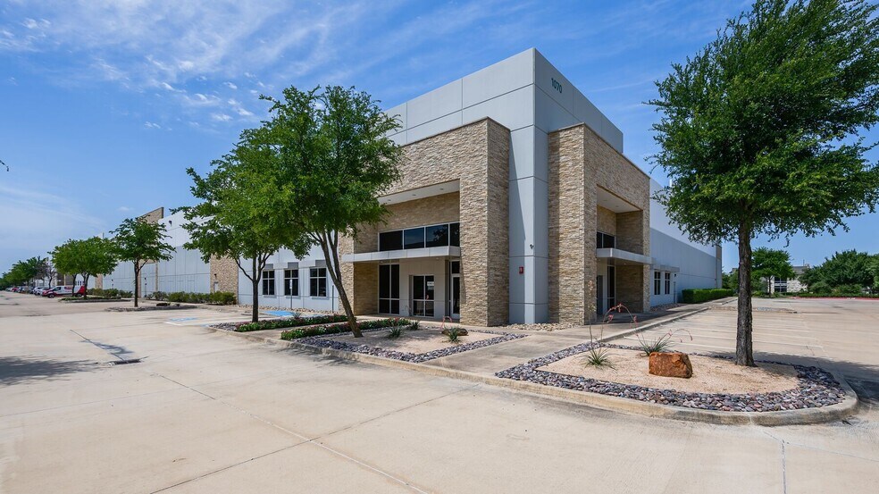 Primary Photo Of 1070 S Kimball Ave, Southlake Distribution For Lease