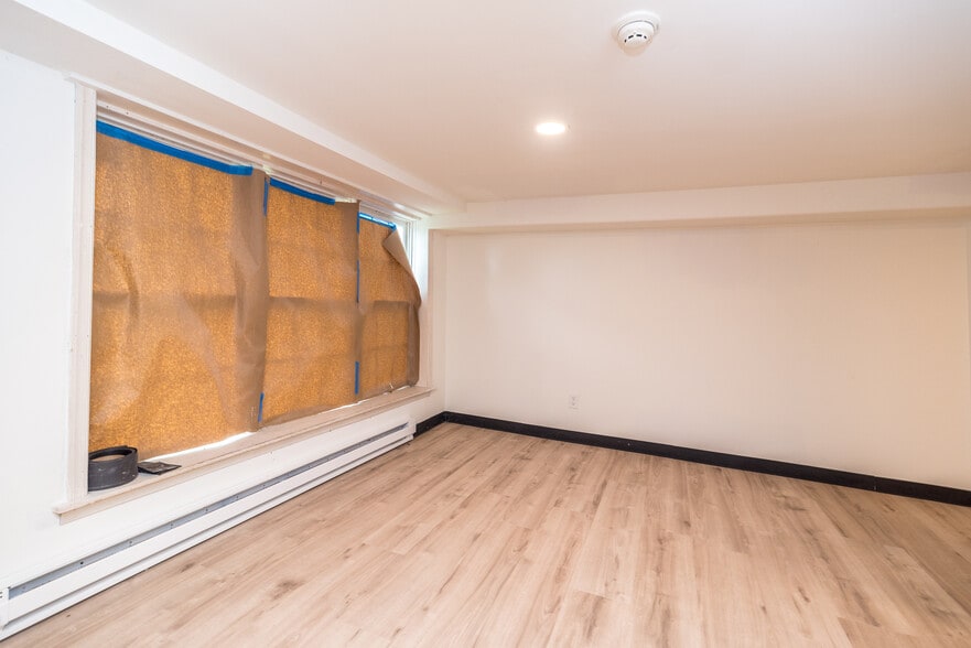 More Photos Of 4018 Durham Rd, Ottsville Storefront Retail Office For Sale