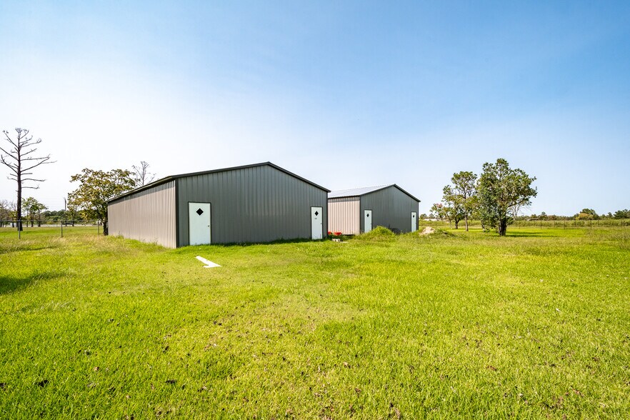 More Photos Of 21224 FM 2100 Rd, Crosby Warehouse For Sale