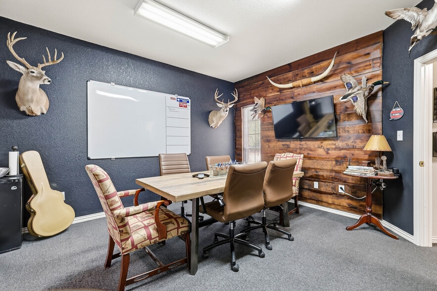 More Photos Of 2438 Lillian Miller Pky, Denton Office For Lease
