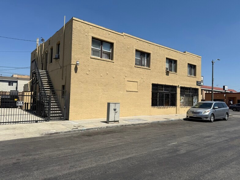 More Photos Of 5975 S Broadway, Los Angeles Storefront Retail Residential For Sale