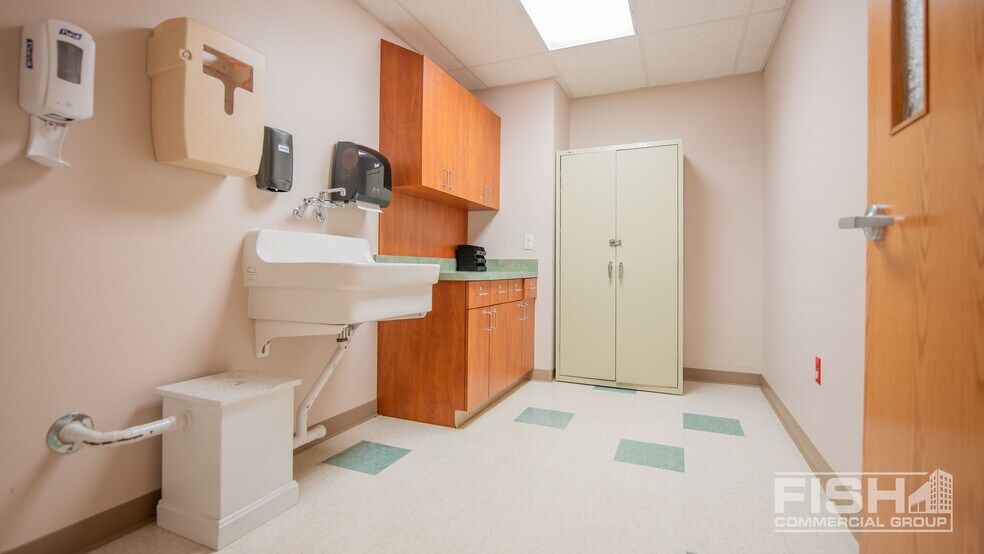 More Photos Of 24 Cree Dr, Lock Haven Hospital For Lease
