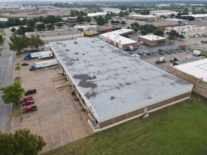 More Photos Of 4220-4232 Charter Ave, Oklahoma City Warehouse For Lease