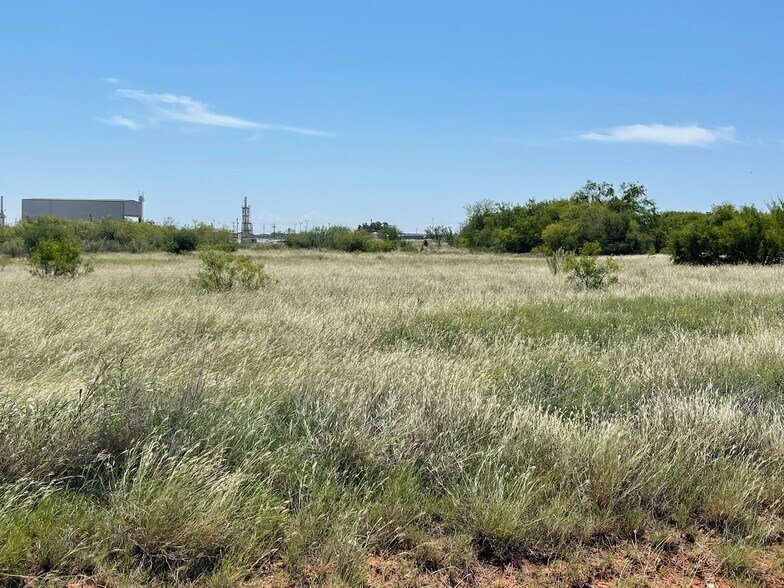 More Photos Of 4350 E Loop 1604 S, Elmendorf Land For Sale