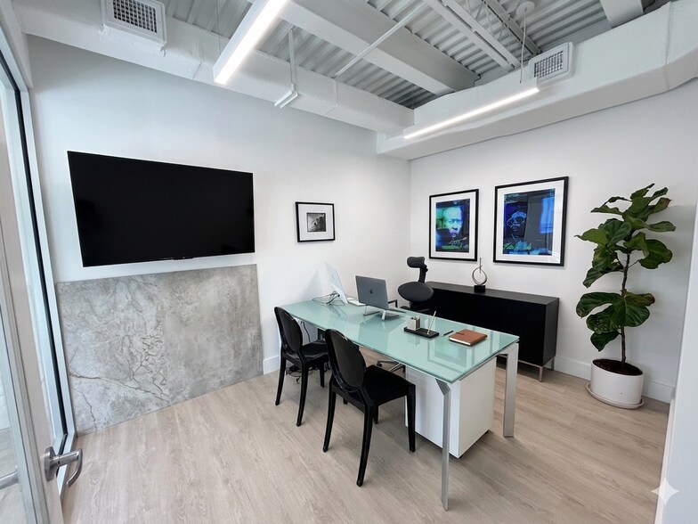 More Photos Of 645 NE 125th St, North Miami Loft Creative Space For Lease