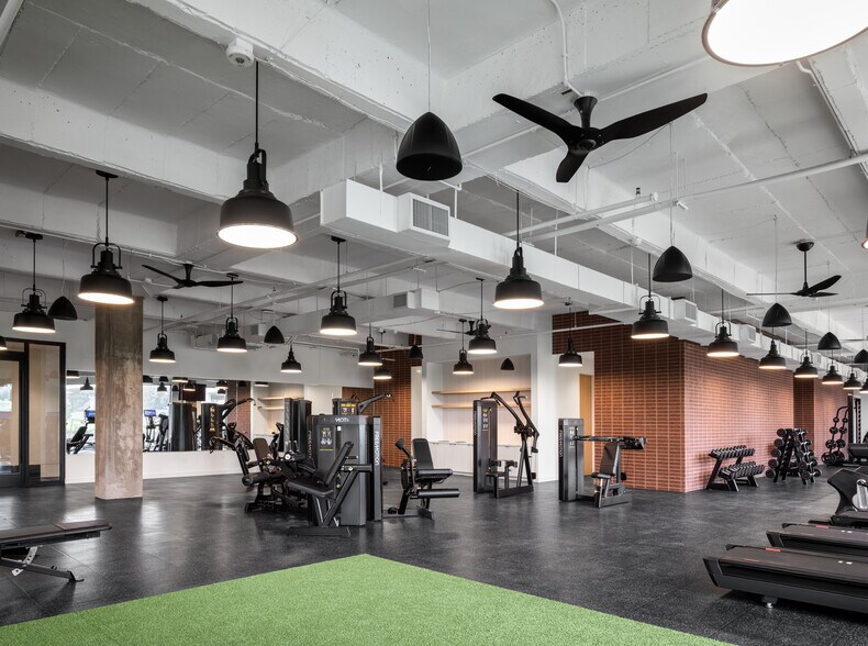 More Photos Of 3300 Olympus Blvd, Coppell Office For Lease