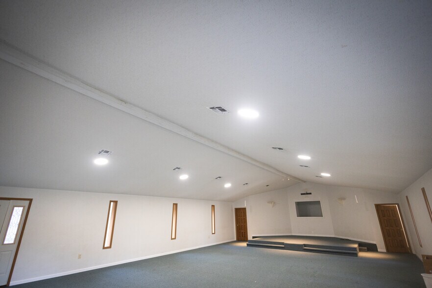 More Photos Of 9100 FM 2109, Huntington Religious Facility For Sale