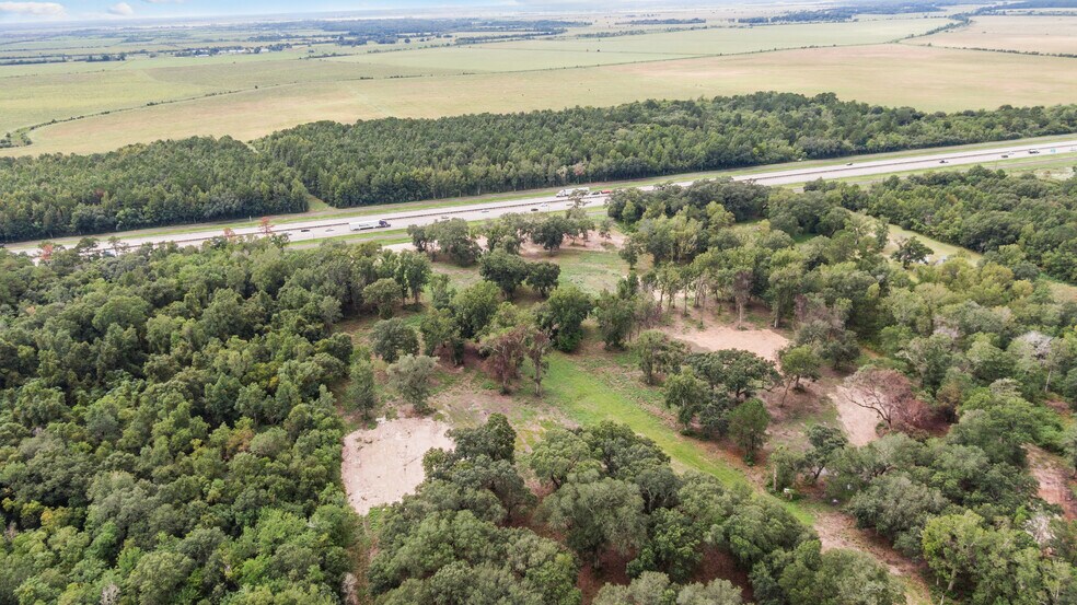 More Photos Of 0 E Feeder Rd, Hankamer Land For Sale