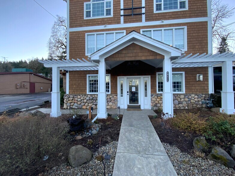 More Photos Of 18615 Willamette Dr, West Linn Medical For Lease