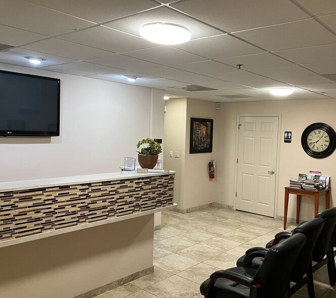 More Photos Of 2010-2014 S Orange Ave, Orlando Medical For Sale