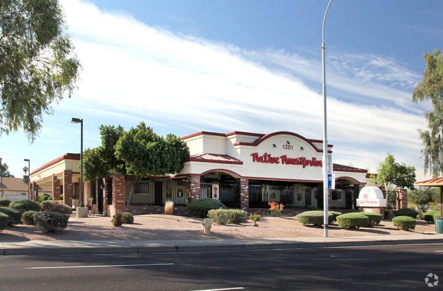 More Photos Of 1301 E Broadway Rd, Tempe Restaurant For Sale
