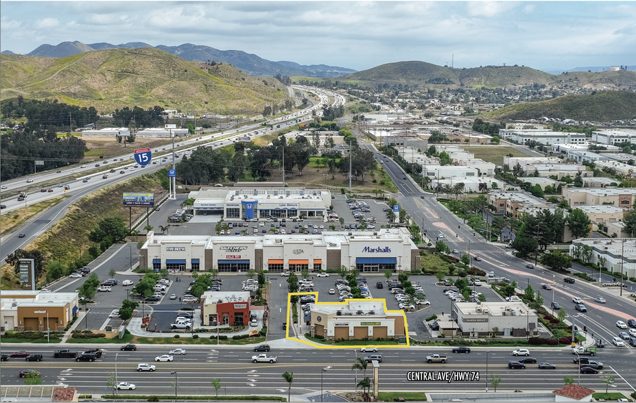 Primary Photo Of 18310 Collier Ave, Lake Elsinore Restaurant For Sale