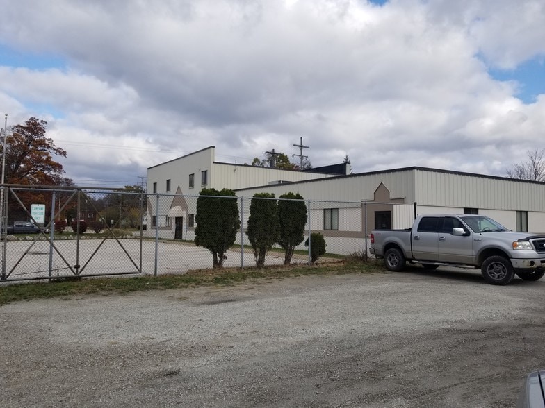 More Photos Of 721 W Laketon Ave, Muskegon Office For Sale