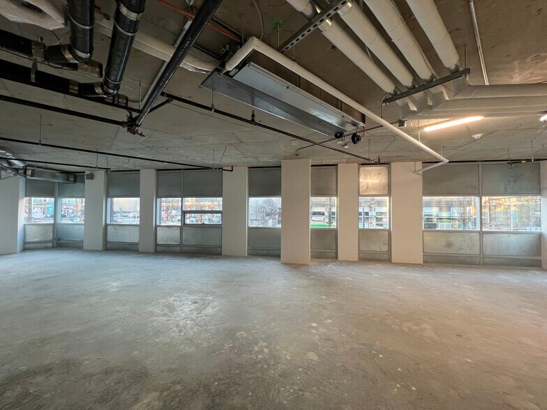 More Photos Of 220 East 1st Ave, Vancouver Light Manufacturing For Lease