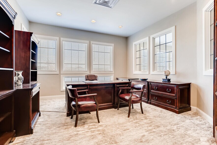 More Photos Of 15530 E Broncos Pky, Centennial Office For Lease