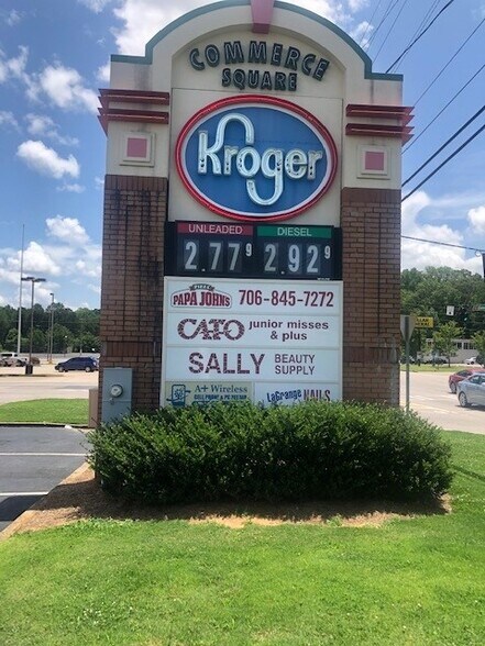 More Photos Of 299 Commerce Ave, Lagrange Unknown For Lease