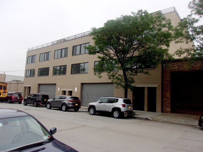 Primary Photo Of 1961 49th St, Long Island City Office For Lease