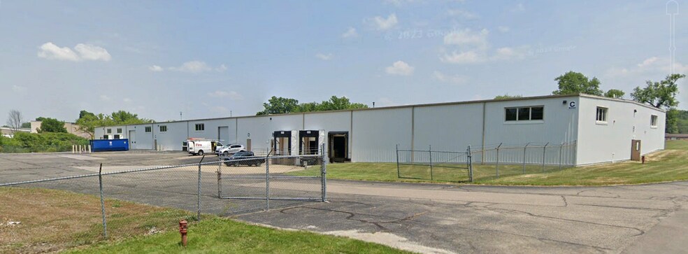 More Photos Of 785 N Freedom St, Ravenna Industrial For Sale