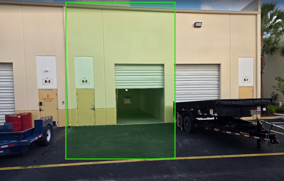 More Photos Of 2781 Vista Pky, West Palm Beach Light Manufacturing For Sale