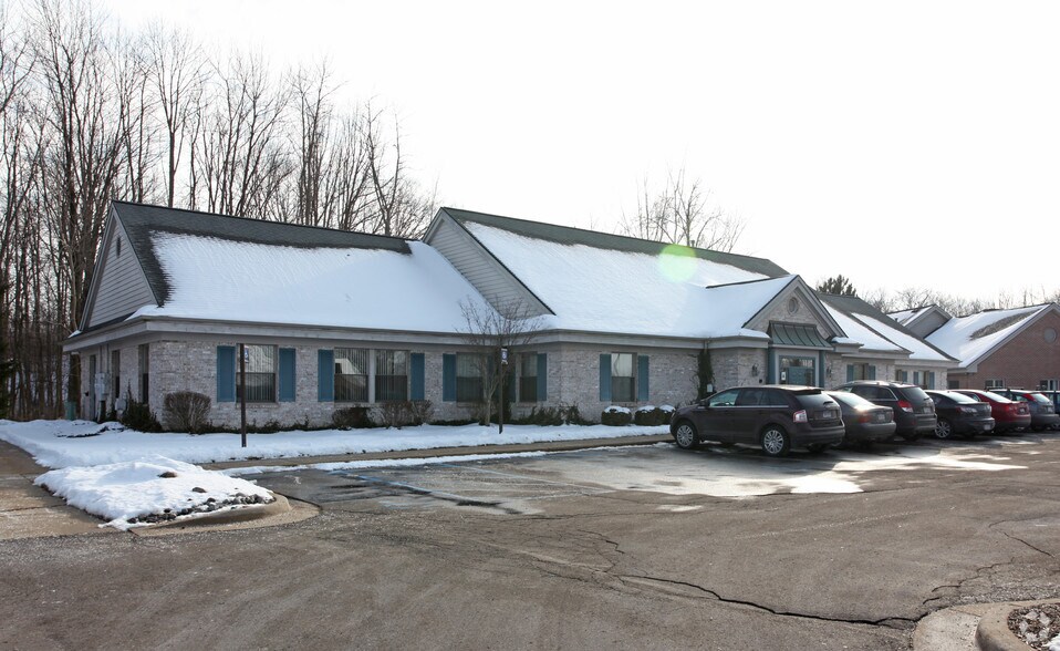 More Photos Of 2455 Woodlake Cir, Okemos Office For Lease