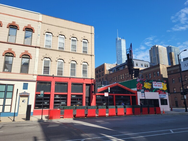 More Photos Of 603- 603-07 N Wells St, Chicago Storefront Retail Residential For Sale