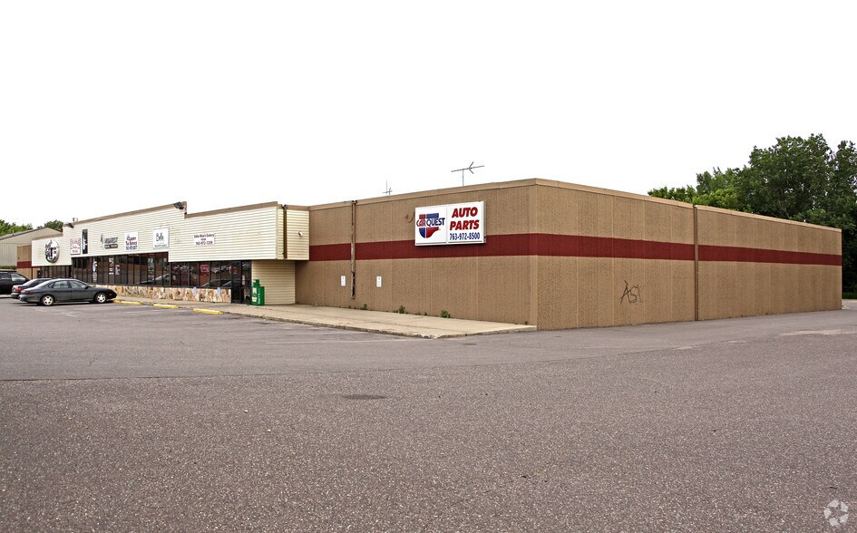 More Photos Of 600 Babcock Blvd E, Delano General Retail For Sale