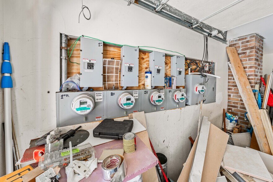 More Photos Of 3530 10th St, Astoria Apartments For Sale