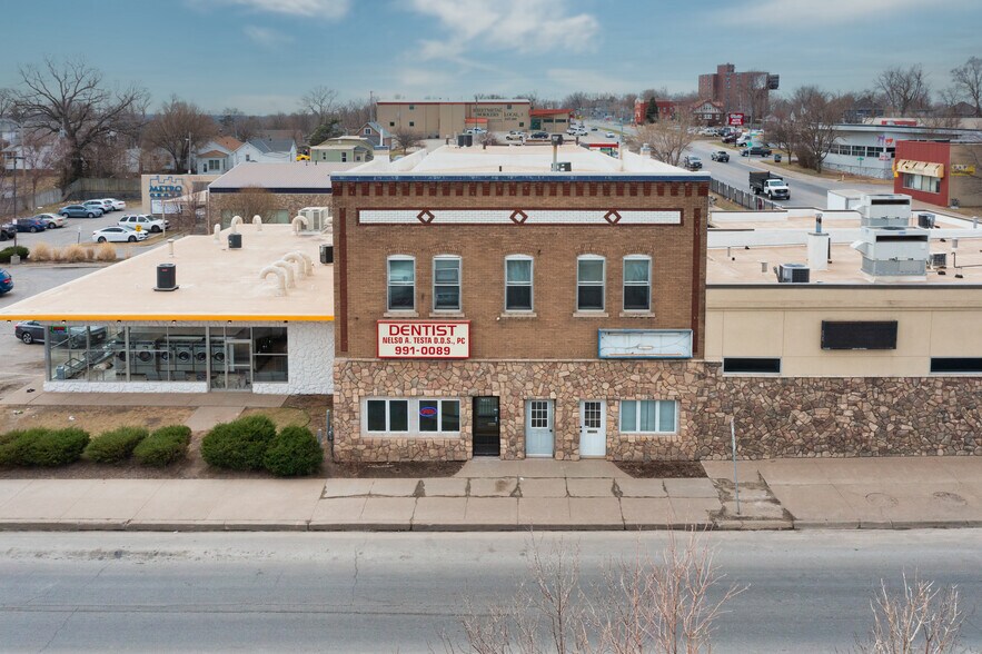 More Photos Of 2319 Vinton St, Omaha Office Residential For Sale