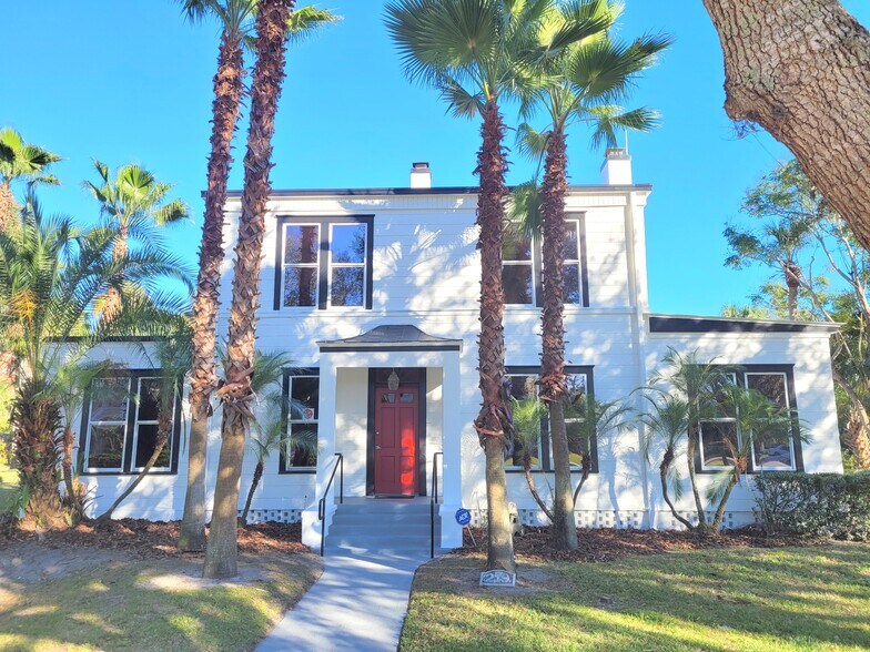 Primary Photo Of 219 S Clyde Ave, Kissimmee Office For Sale