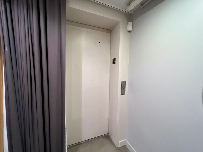 More Photos Of 172 Stanton St, New York Apartments For Lease