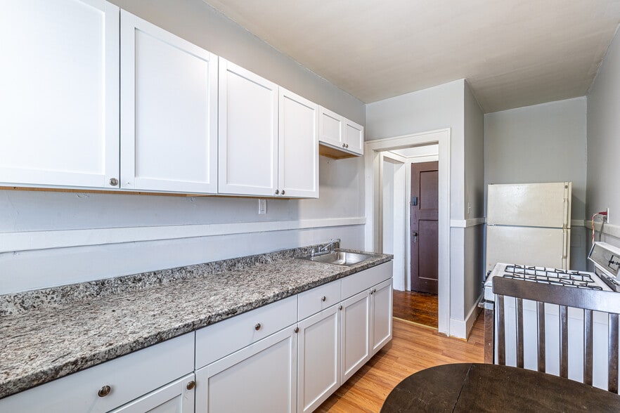 More Photos Of 865 Lake Ave, Rochester Apartments For Sale