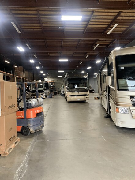 More Photos Of 2929 Orange Grove Ave, North Highlands Warehouse For Sale