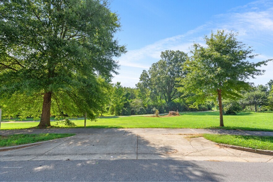More Photos Of 2602 Rozzelles Ferry Rd, Charlotte Land For Sale