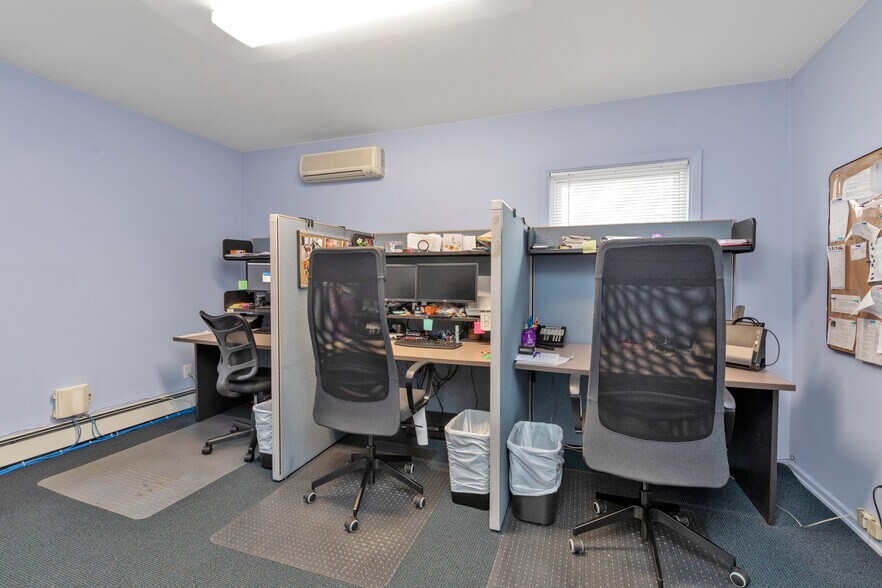 More Photos Of 25-31-25-33 Francis Lewis Blvd, Flushing Office Residential For Sale