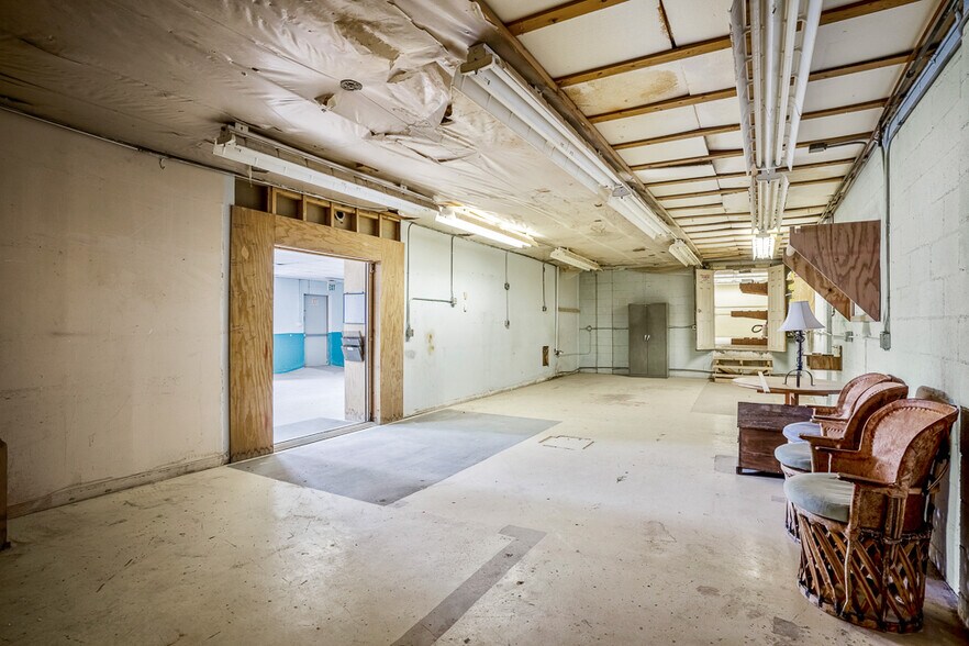 More Photos Of 20 Arroyo Cuyamungue Rd, Santa Fe Warehouse For Sale