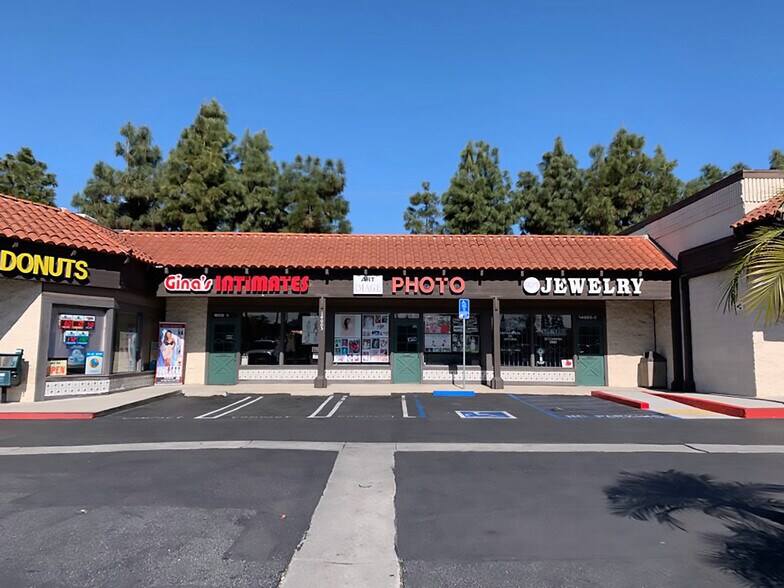 More Photos Of 14001-14005 Ramona Blvd, Baldwin Park Storefront For Lease