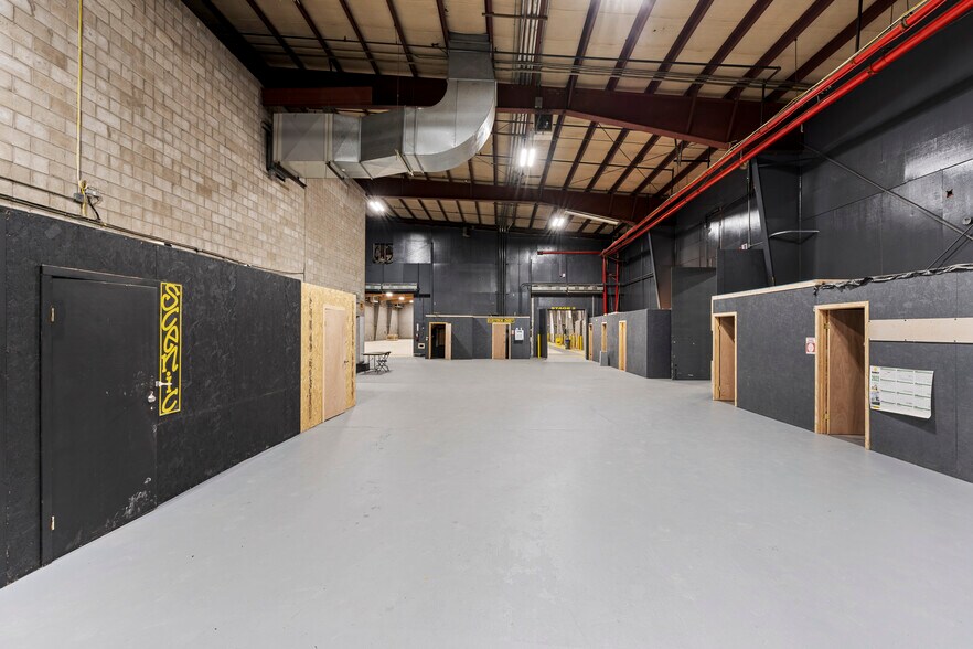 More Photos Of 4865 Arthur Kill Rd, Staten Island Warehouse For Sale