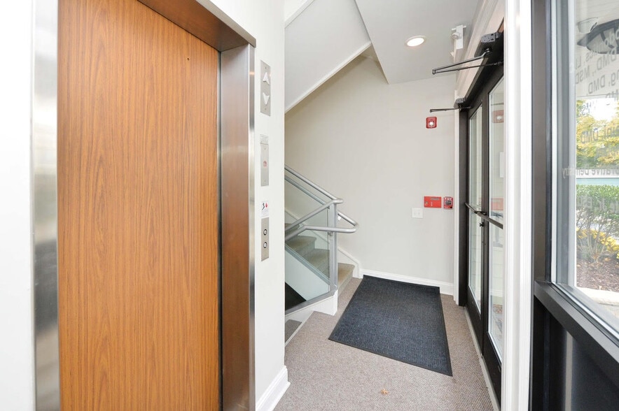 More Photos Of 145 Prospect St, Ridgewood Medical For Lease