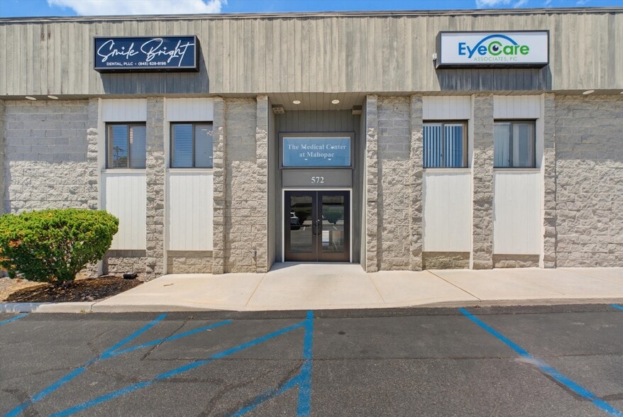 Primary Photo Of 572 Route 6, Mahopac Medical For Lease