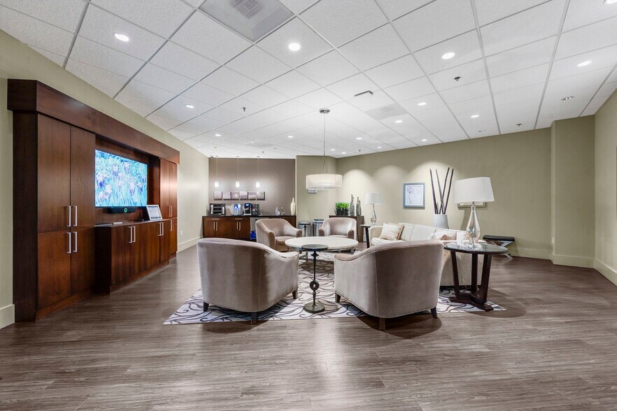More Photos Of 3975 Fair Ridge Dr, Fairfax Office For Sale