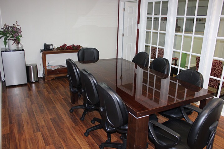 More Photos Of 4248-4250 Chain Bridge Rd, Fairfax Medical For Lease